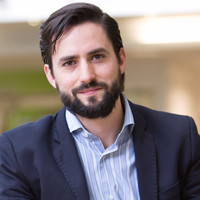 Andres headshot